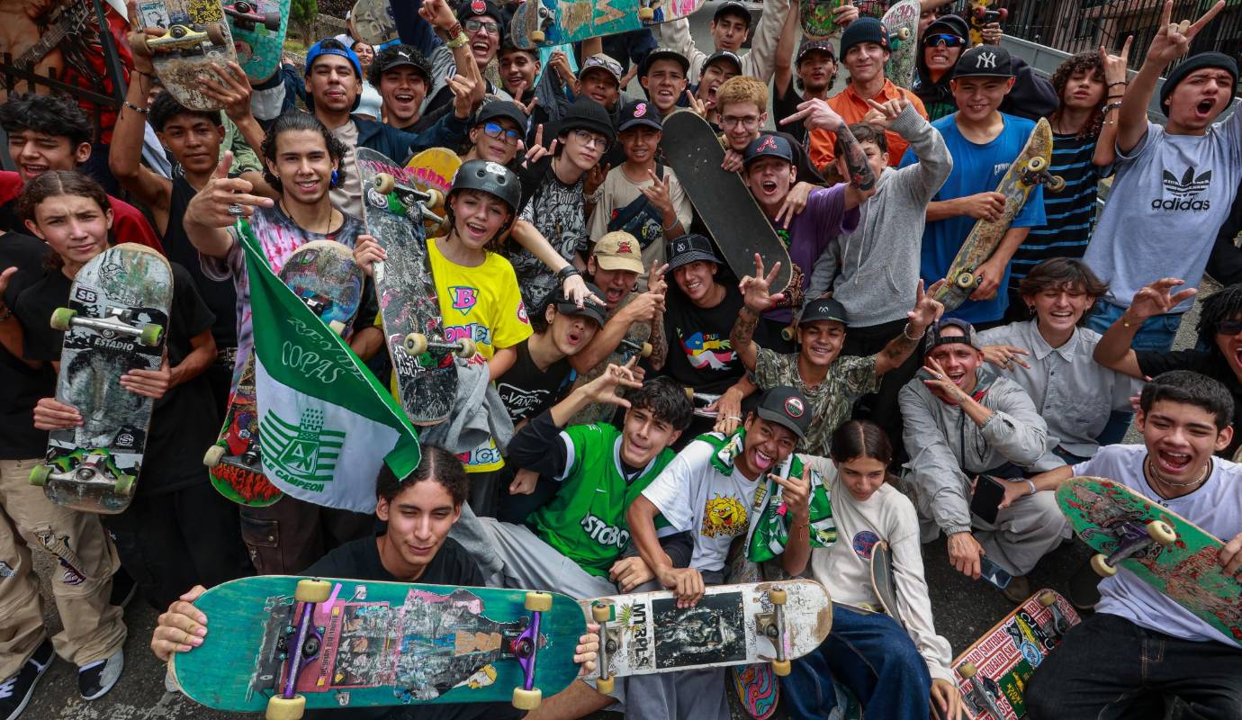 Se realizaron competencias de: trucos básicos, el truco más brutal de cajón, el vuelo más largo de rampa, vuelo en la tienda/ollie largo/manual largo y la carrera de la muerte en modalidad individual y en parejas. Foto: Manuel Saldarriaga Quintero.