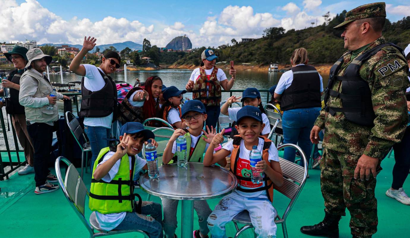 Esta iniciativa no solo brindó a los niños la oportunidad de vivir una aventura inolvidable, sino que también tuvo un impacto positivo en su desarrollo emocional y social.. Foto: Manuel Saldarriaga Quintero.