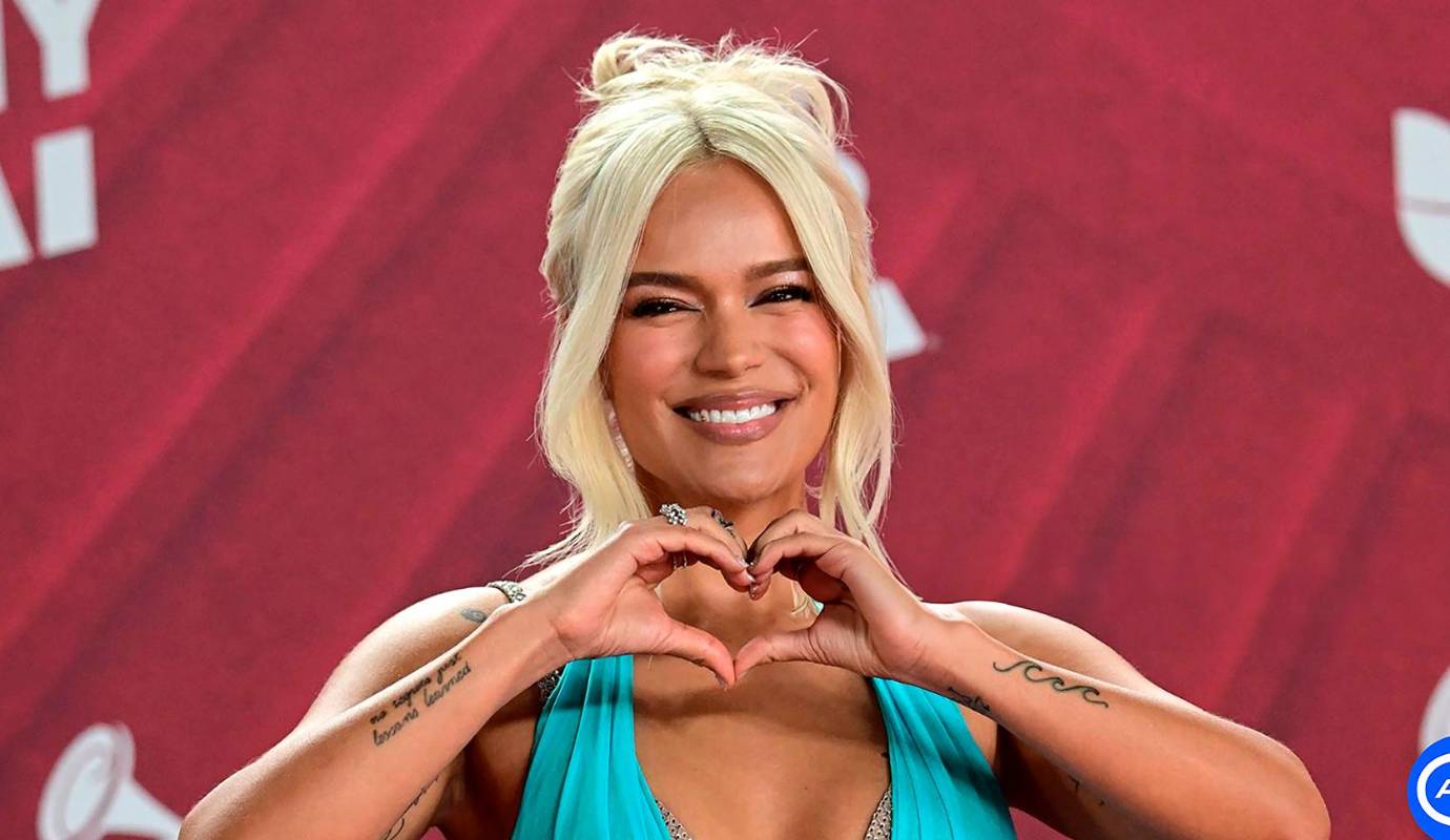  Karol G recibió el premio a Mejor Álbum de Música Urbana, gracias a Mañana será bonito (Bichota Season), que también estaba nominado en la categoría de Álbum del Año. Foto: AFP