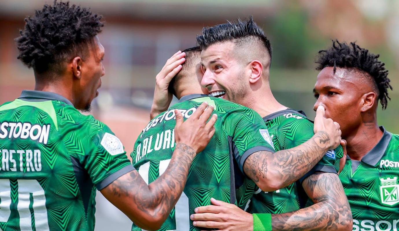 El equipo verde de Antioquia logró una importante victoria por 1-0 sobre Envigado, lo que representa un resurgimiento para el equipo. Con este triunfo, Nacional mantiene vivas sus esperanzas de clasificación. Foto: Manuel Saldarriaga