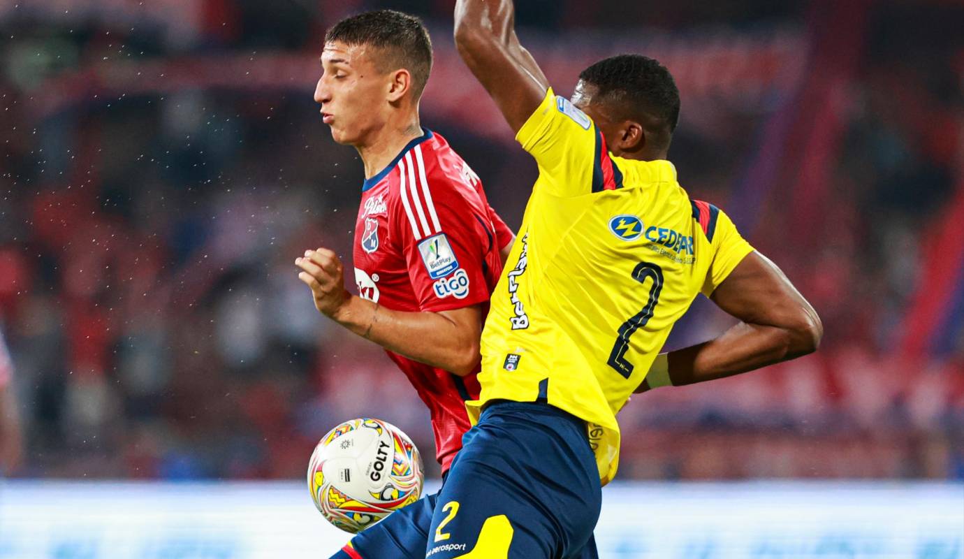 Lo que llenaba también de ansiedad a la afición del rojo, que estaba ávida de celebrar una nueva victoria después de los 4 partidos sin ganar. Foto: Manuel Saldarriaga Quintero.