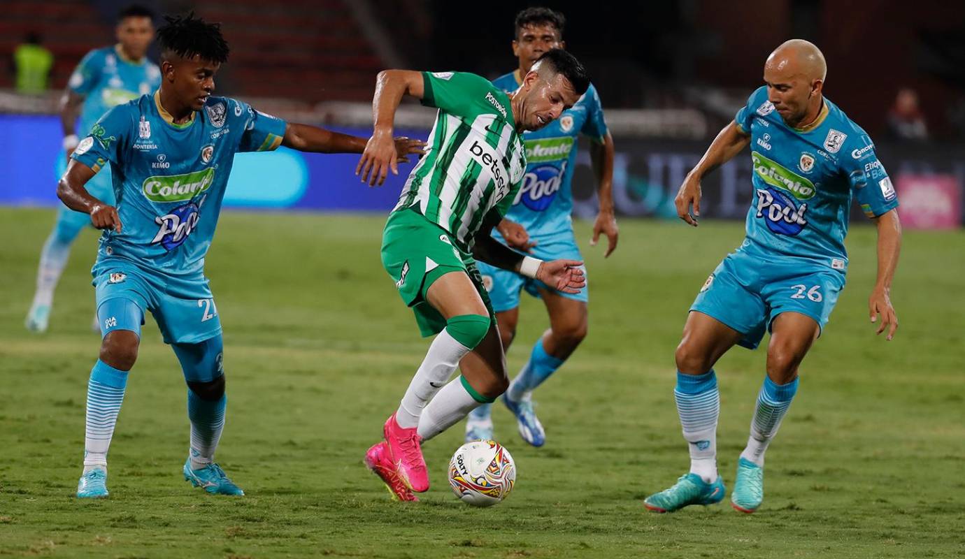 El Atlético Nacional venció en el Atanasio Girardot a Jaguares, 2-0 con tantos de Álvaro Angulo y Óscar Perea, duelo aplazado de la octava fecha de la Liga Betplay. Foto: Jaime Pérez