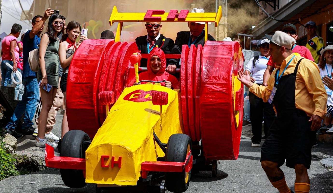Con la temática de los superhéroes, los carros de rodillos se convirtieron en auténticas obras de arte, compitiendo por los premios al diseño más innovador. Foto: Manuel Saldarriaga Quintero.