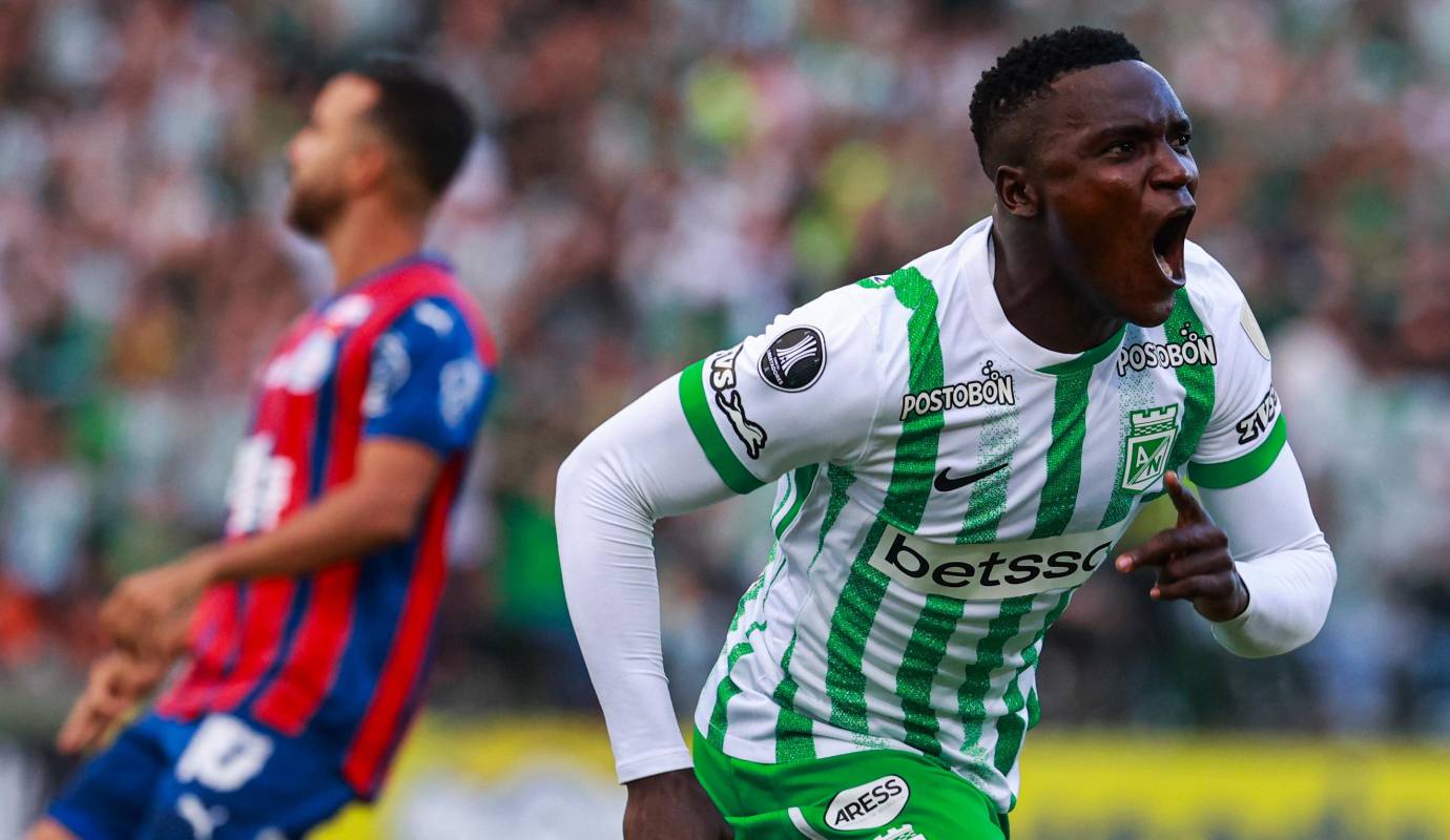 Con el olfato goleador de Kevin Viveros, el verde selló una victoria por 1-0 que no solo le dio los tres puntos, sino también el liderato de su grupo en la Copa Libertadores. Foto: Manuel Saldarriaga Quintero.