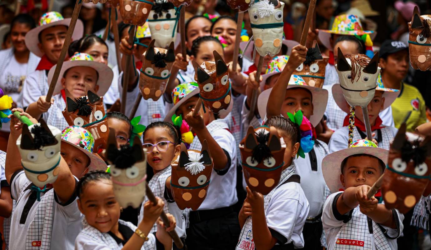 Este evento fue uno de los muchos que conforman la variada programación de la Feria de las Flores, una celebración que cada año atrae a miles de visitantes y resalta lo mejor de la cultura antioqueña. Foto: Manuel Saldarriaga Quintero.