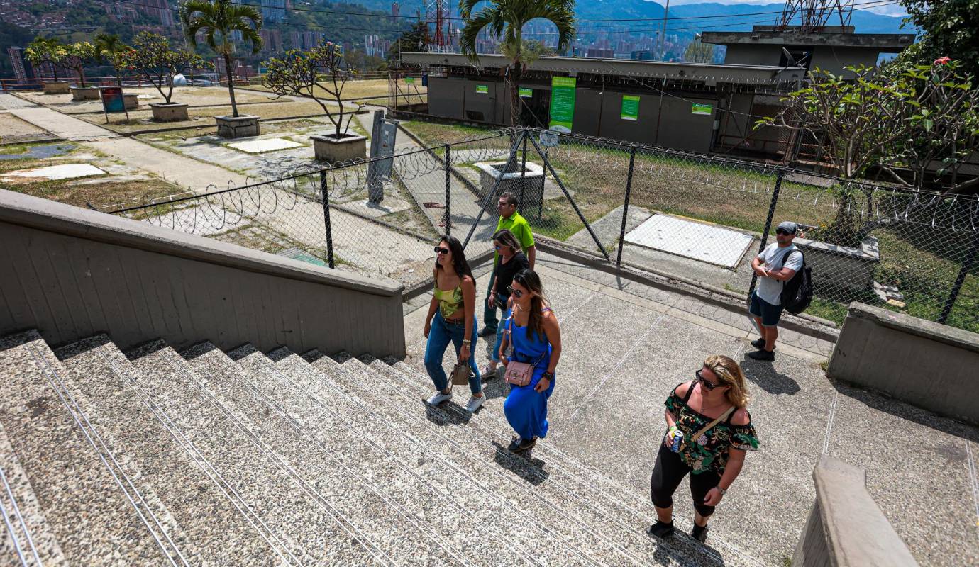 EPM expresó que el tanque de “almacenamiento de agua potable ubicado en el cerro Nutibara de Medellín es una infraestructura fundamental para el sistema de acueducto de EPM y para la ciudad, al abastecer a más de 230.000 personas”. Foto: Manuel Saldarriaga Quintero.