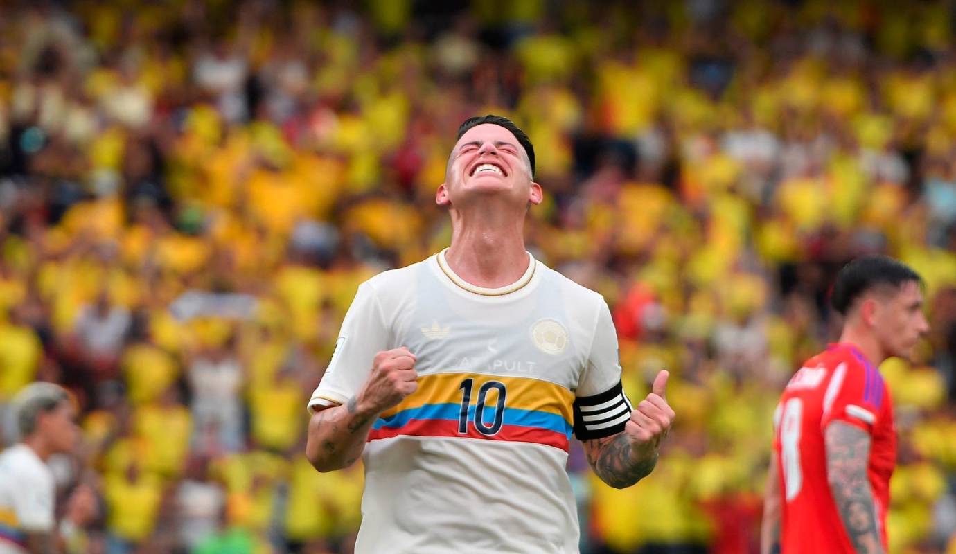 Con este triunfo, Colombia mostró su mejor versión en la cancha, gustando y goleando a una selección chilena que no encontró respuestas. Además, la victoria no solo fortalece su camino rumbo al Mundial, sino que se convirtió en el broche de oro para la celebración del centenario de la Federación Colombiana de Fútbol, un momento que quedará en la memoria de los hinchas y del fútbol colombiano. Foto: GETTY