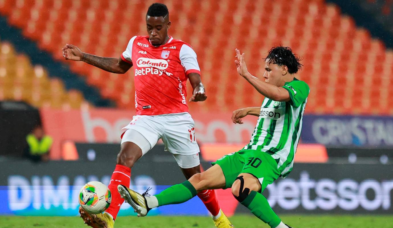 Sin el respaldo de sus seguidores, el equipo careció de la energía adicional que muchas veces los impulsa a sobrepasar a sus rivales en casa. Foto: Manuel Saldarriaga Quintero