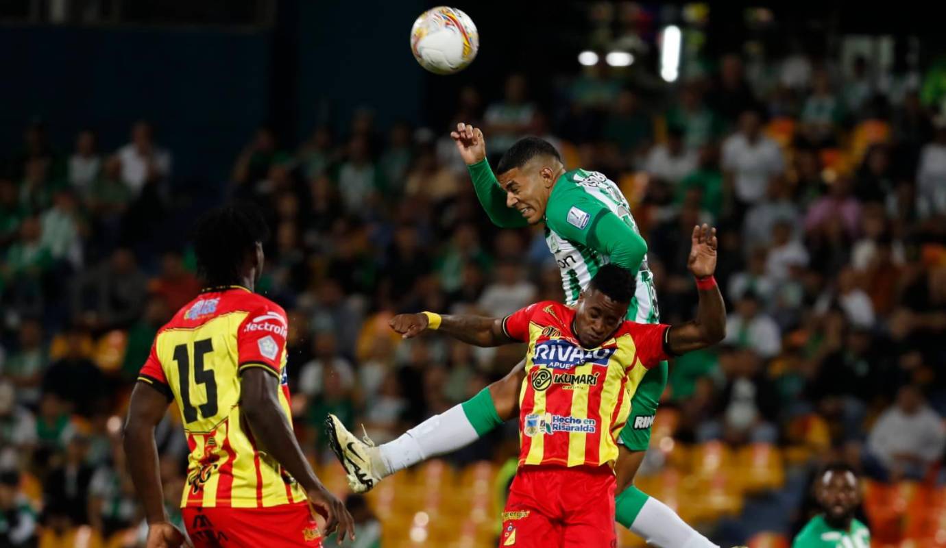 En el partido contra Pereira, el equipo verde volvió a mostrar su versión más débil: sin jerarquía, sin actitud y, lo más preocupante, sin fútbol. Foto Jaime Pérez