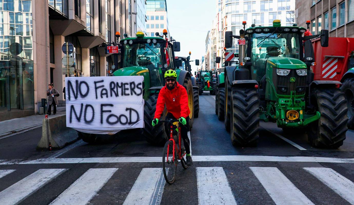 En imágenes | Protestas de agricultores se extiende por Europa