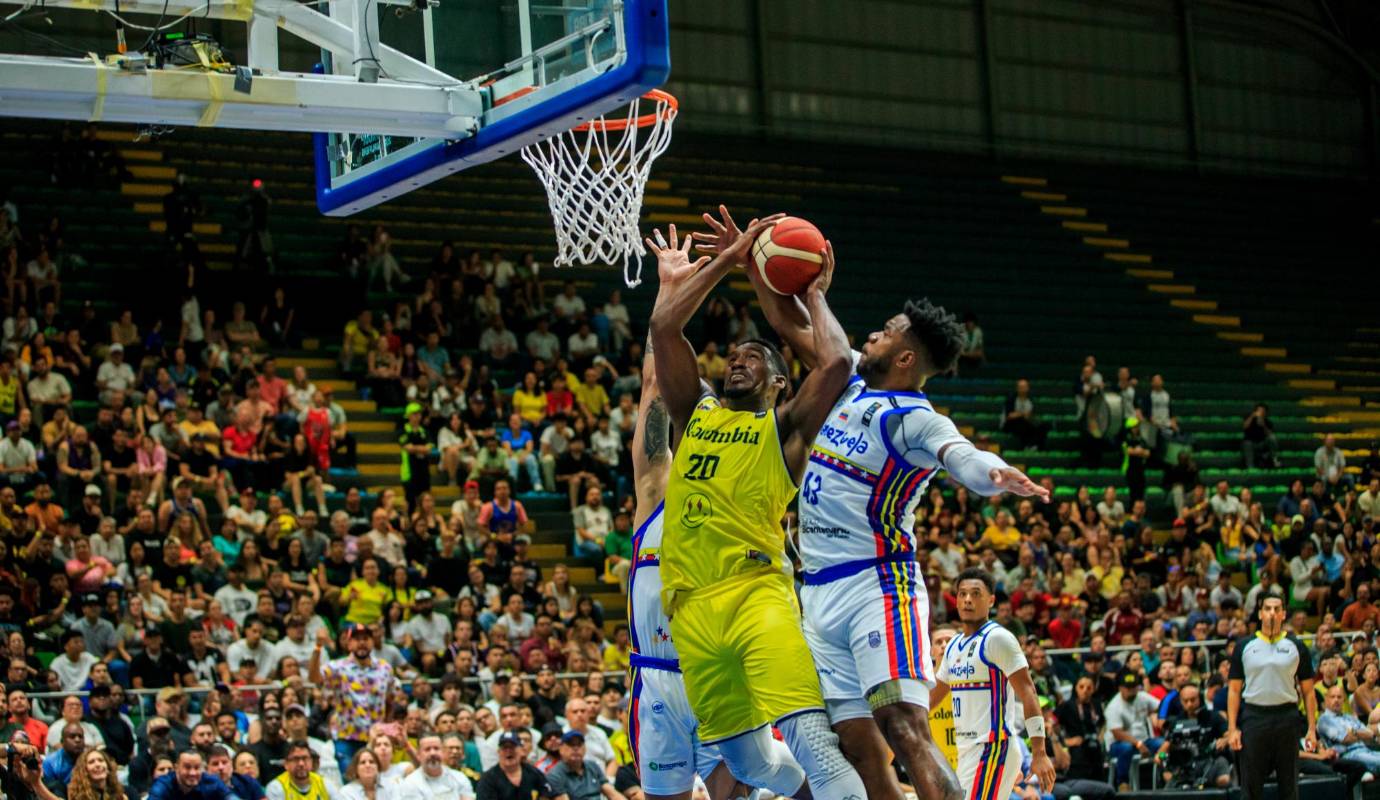 Andrés Ibargüen fue uno de los hombres más destacados de Colombia en la victoria ante Venezuela, marcó 13 puntos. Foto: Camilo Suárez Echeverry