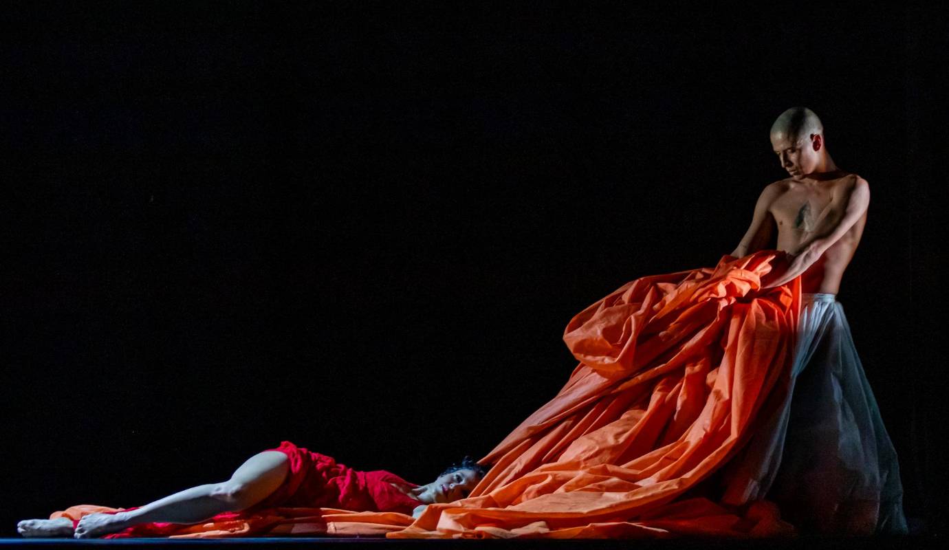 La música original de Andrés Posada, inspirada en los boleros ‘Sabor a mí’ y ‘Amor salvaje’, fue interpretada en vivo por la pianista Laura Espinal. Foto: Carlos Velásquez