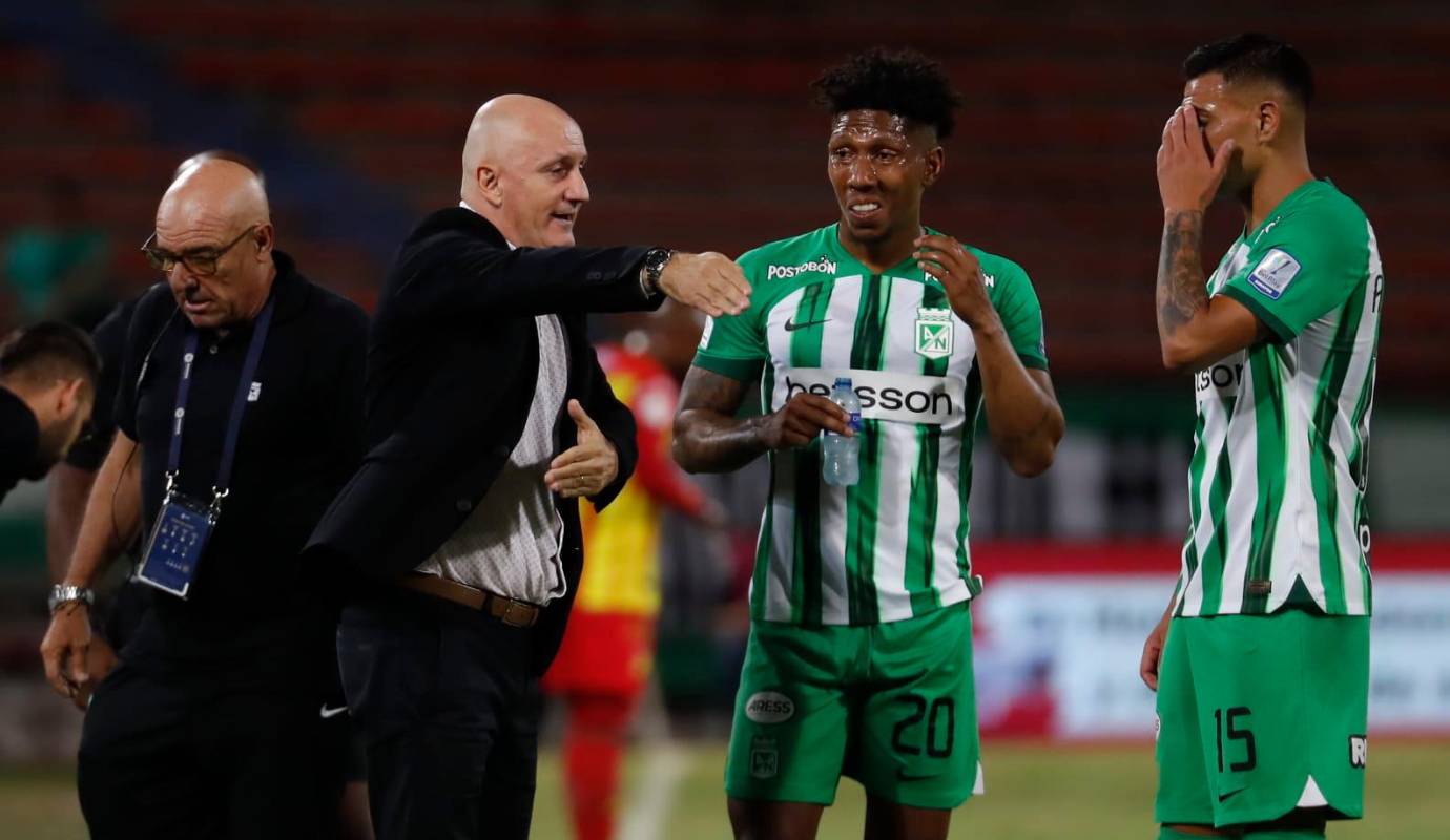 Atlético Nacional sufrió una derrota por 1-0 en casa ante el Deportivo Pereira en la fecha 17 de la Liga Betplay, lo que confirmó su eliminación del torneo. Foto Jaime Pérez