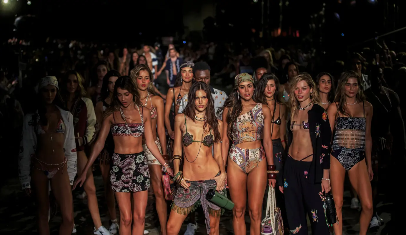 Fue una pasarela muy femenina, pero también tuvo varias prendas masculinas. Foto: Camilo Suárez Echeverry