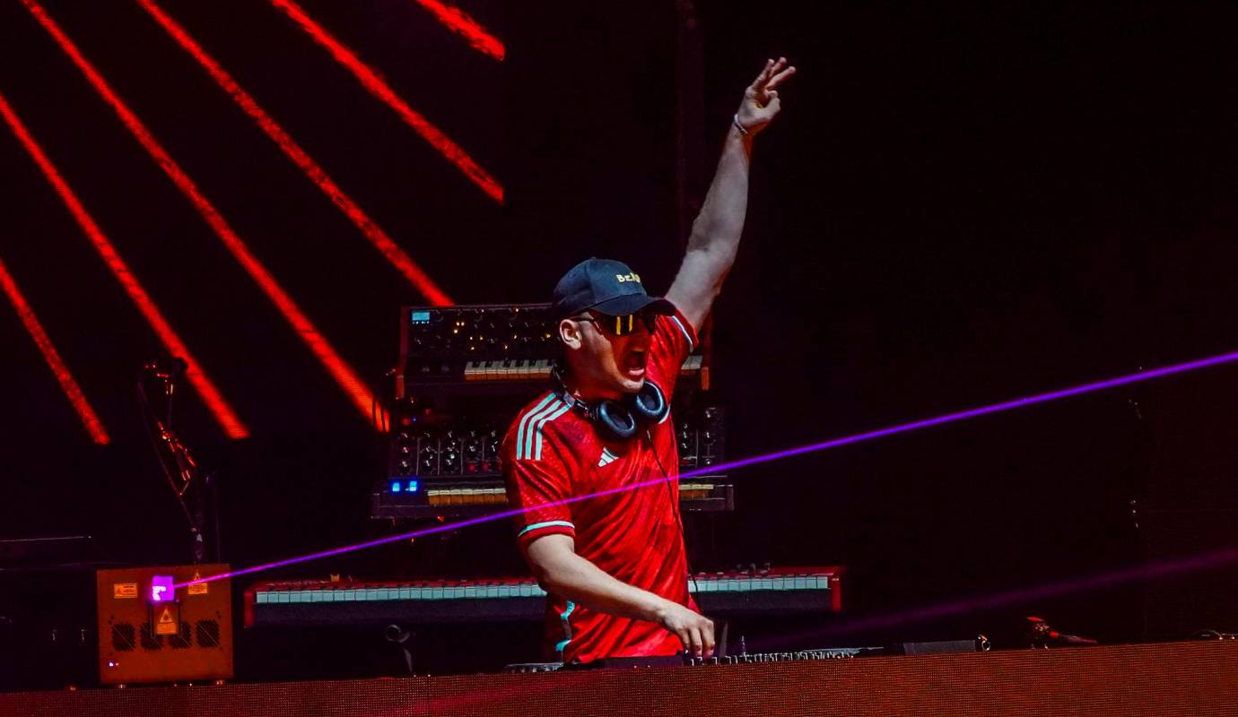 Uno de los espectáculos más esperados fue el de Bizarrap, el dj argentino que se posiciona como uno de los mejores músicos latinos actuales. Foto: Cortesía