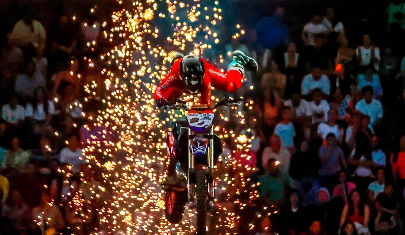El evento hizo vibrar a los asistente con su mezcla de motores, fuego y acrobacias extremas. Foto: Manuel Saldarriaga Quintero