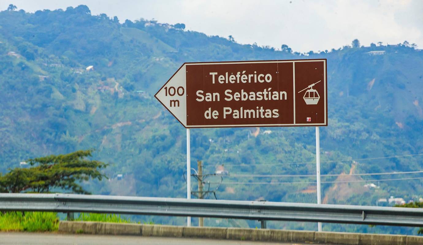 La comunidad ha manifestado su inconformidad, asegurando que el tiempo sin el servicio ha sido demasiado largo y que han tenido que recurrir a rutas alternas más costosas y peligrosas. Foto: Juan Antonio Sánchez