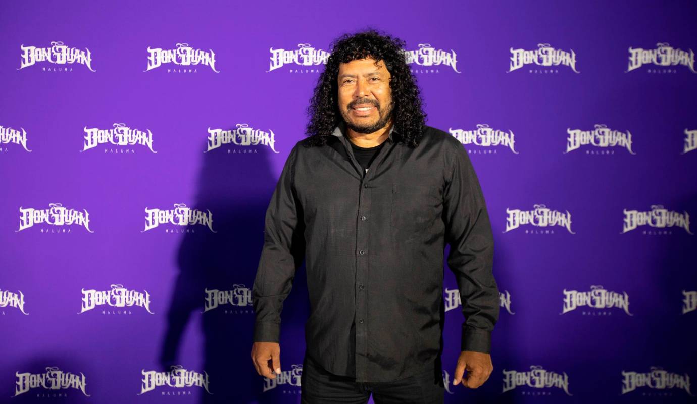 René Higuita, que sale en el video de la camción entre Maluma y Blessd, también estuvo en la fiesta de estreno del álbum. FOTO Esneyder Gutiérrez