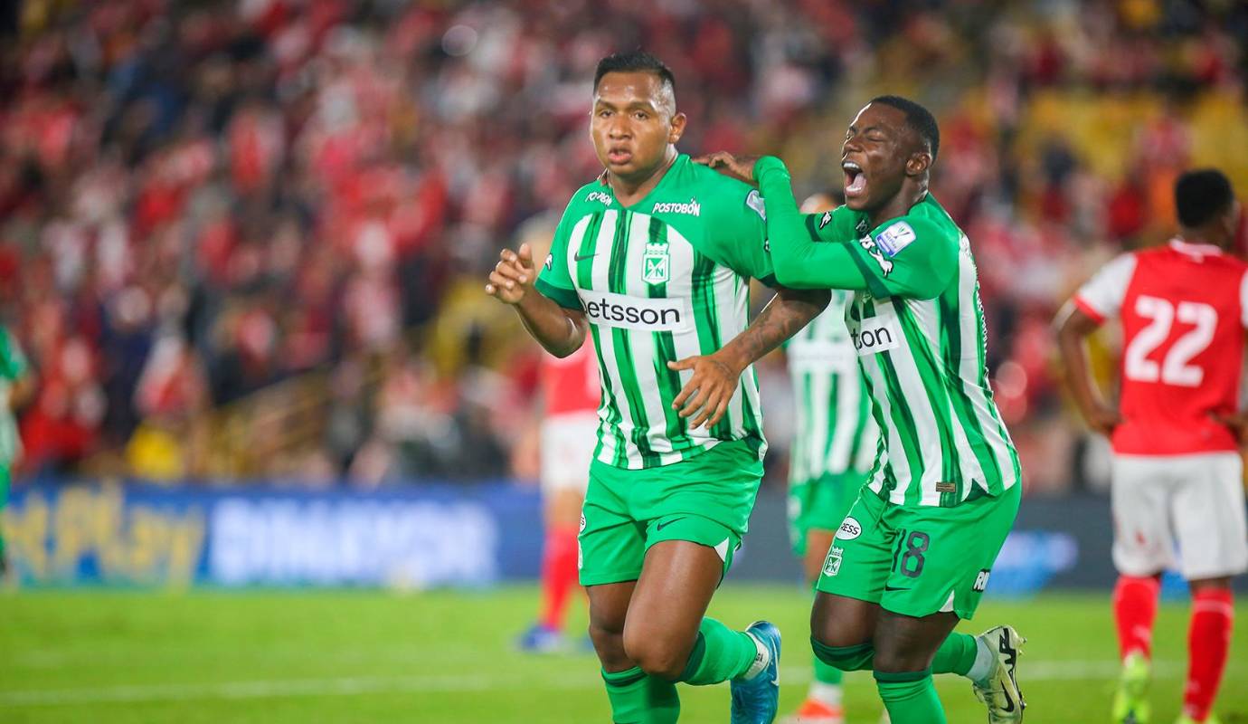 Andrés Sarmiento, Alfredo Morelos y Andrés Román fueron los autores de los goles que dieron la victoria al equipo antioqueño, asegurando así su lugar en la final donde se medirán contra Deportes Tolima. Foto: Colprensa