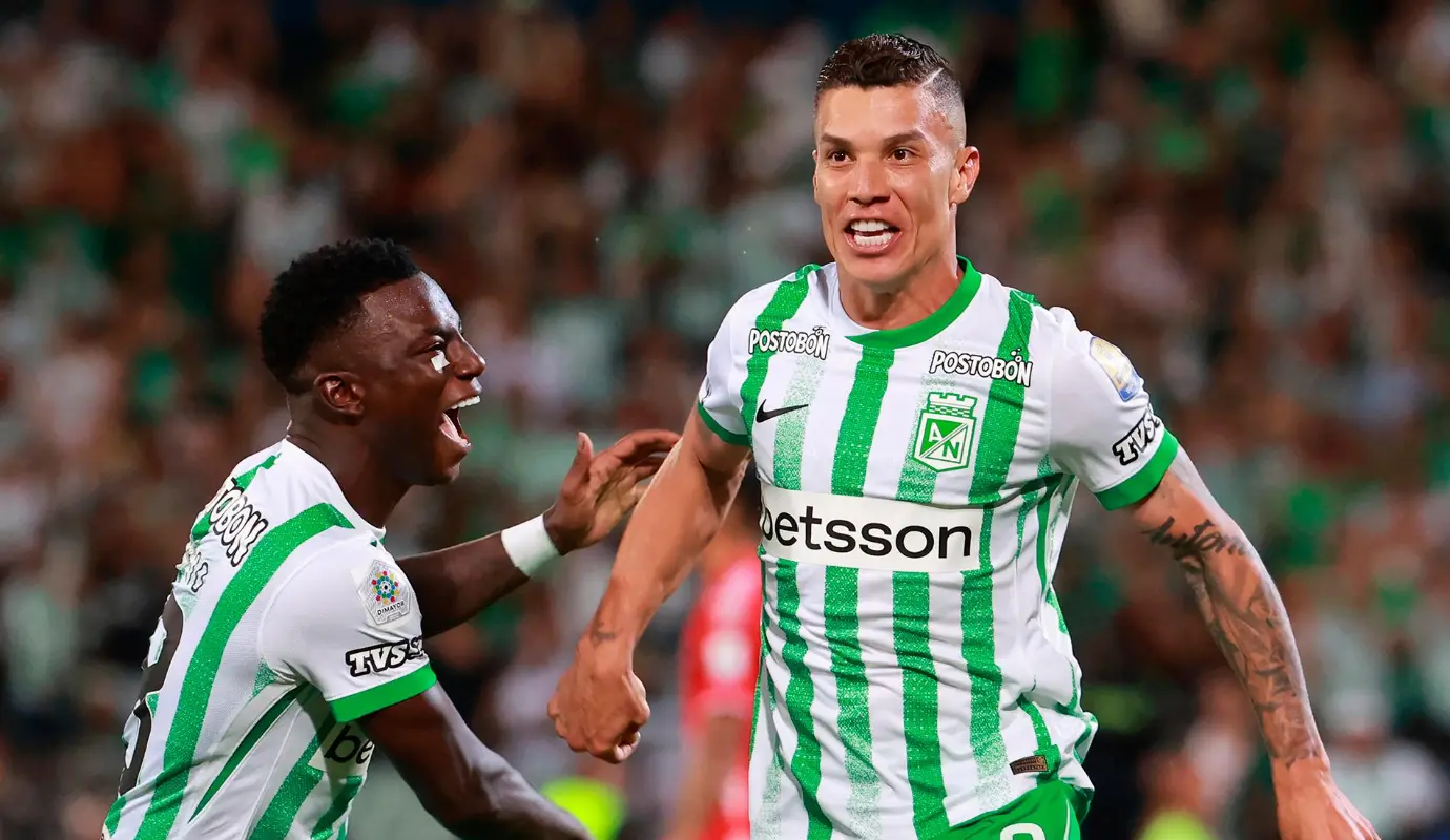 En la segunda mitad, el cuadro antioqueño mantuvo la intensidad y amplió la ventaja al minuto 49 con un potente remate de Matheus Uribe quien fue la figura del encuentro por su liderazgo y despliegue en el mediocampo. Foto: Manuel Saldarriaga Quintero