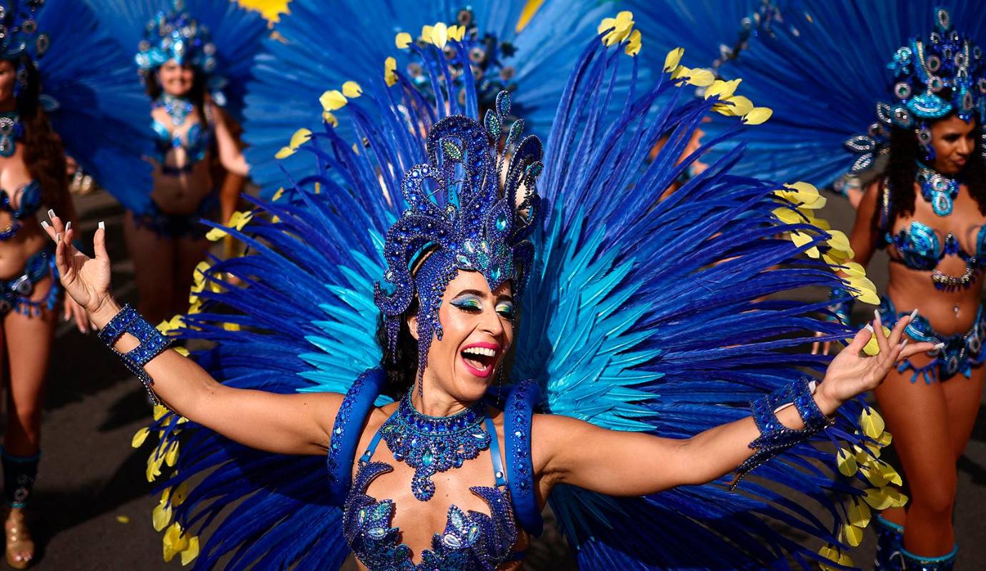 Londres se llenó de color y de fiesta con el Carnaval de Notting Hill, uno de los eventos más vibrantes y esperados del año. Foto: AFP