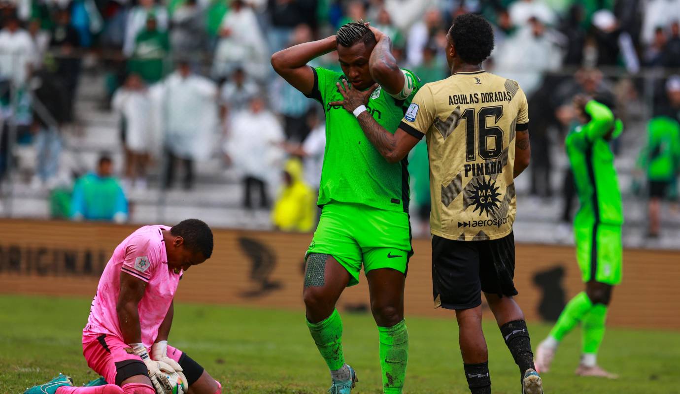 Nacional sufrió una nueva derrota en condición de visitante al perder 2-1 frente a Águilas Doradas, el encuentro se disputó en el estadio Alberto Grisales de Rionegro, donde el conjunto antioqueño volvió a evidenciar sus dificultades lejos del Atanasio Girardot. Foto: Manuel Saldarriaga Quintero.
