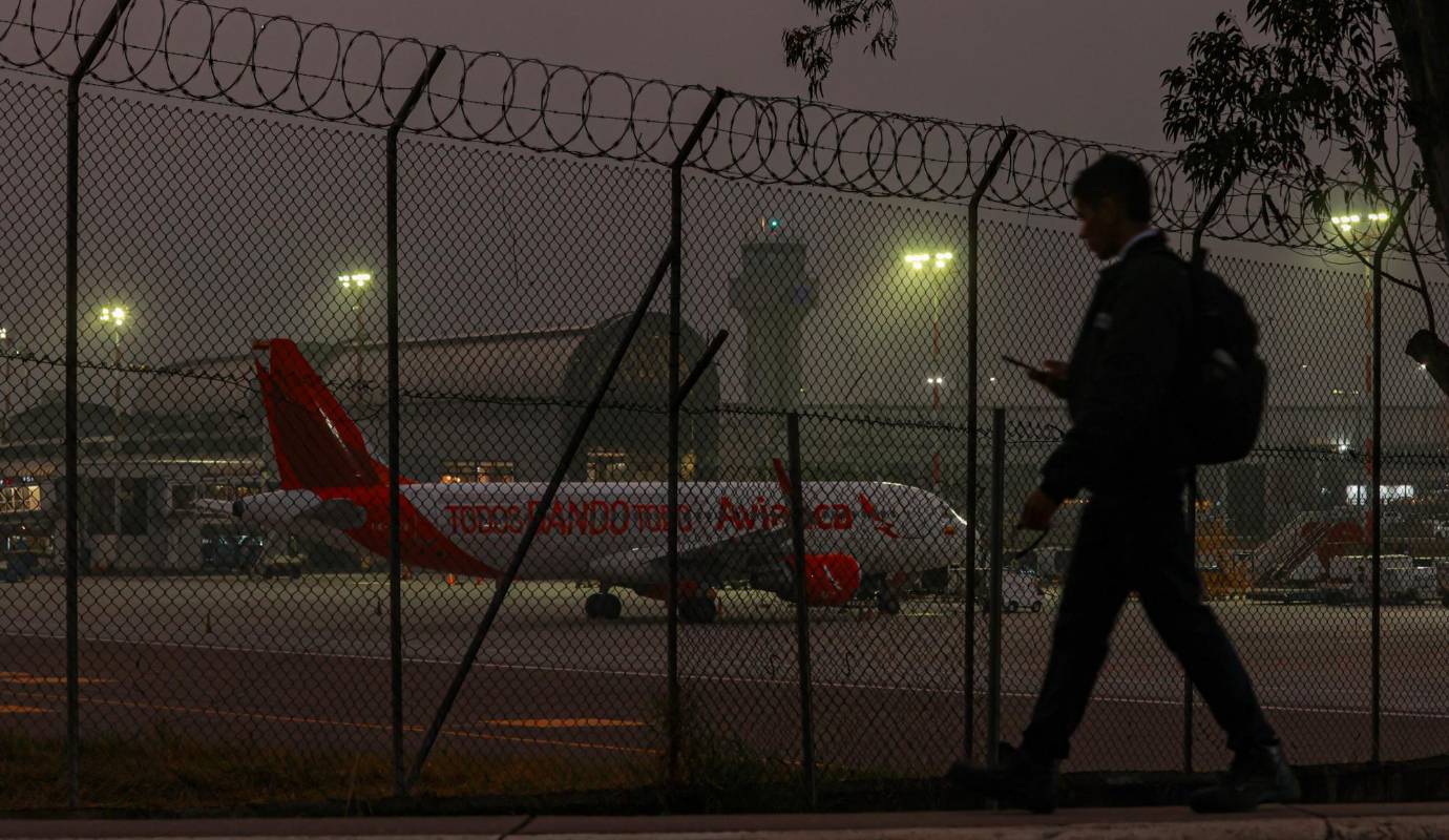 El anuncio a través de redes sociales es del operador del José María Córdova, y a renglón seguido, hacen el conteo de los vuelos afectados tras una madrugada con traumatismos para iniciar operación. Foto: Manuel Saldarriaga Quintero.