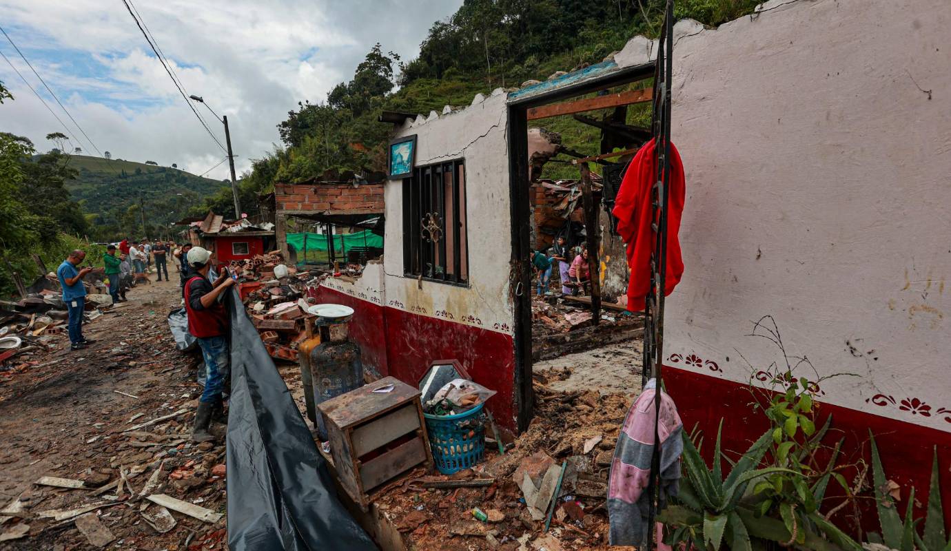 Las autoridades locales continúan investigando las causas exactas del incidente para determinar las responsabilidades y tomar las medidas necesarias para evitar que hechos similares se repitan. Foto: Manuel Saldarriaga Quintero.
