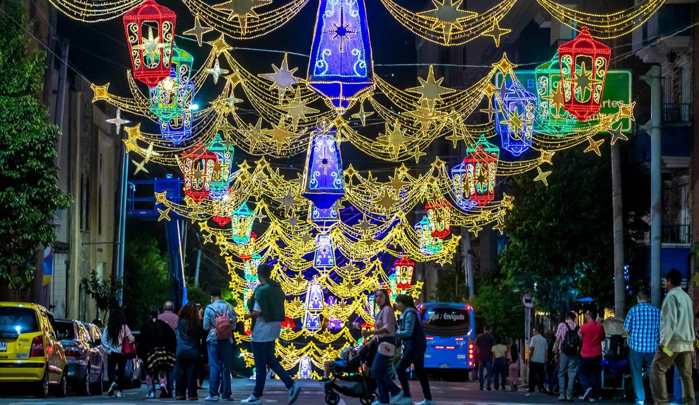 Más de 12.000 figuras brillan en 10 kilómetros de recorrido, invitando a propios y visitantes a disfrutar una Navidad llena de tradición y color este municipio del sur del Valle del Aburrá. Foto: Juan Antonio Sánchez