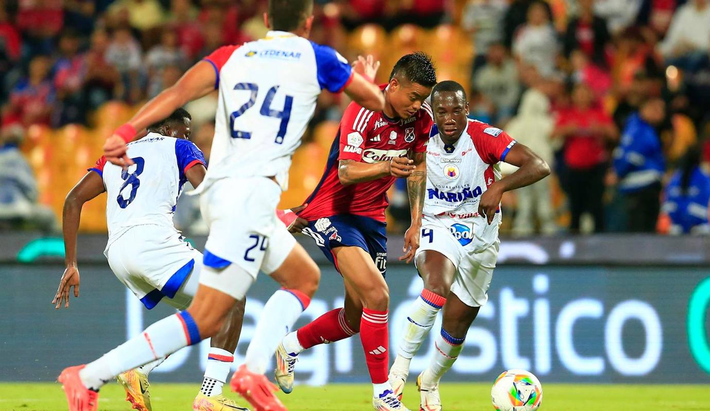 El Independiente Medellín ha vuelto a la punta de la Liga BetPlay Dimayor 2025-I tras una victoria sufrida pero valiosa ante el Deportivo Pasto. El ‘Poderoso’ se impuso 1-0 en un encuentro correspondiente a la séptima fecha. Foto: Camilo Suárez Echeverry