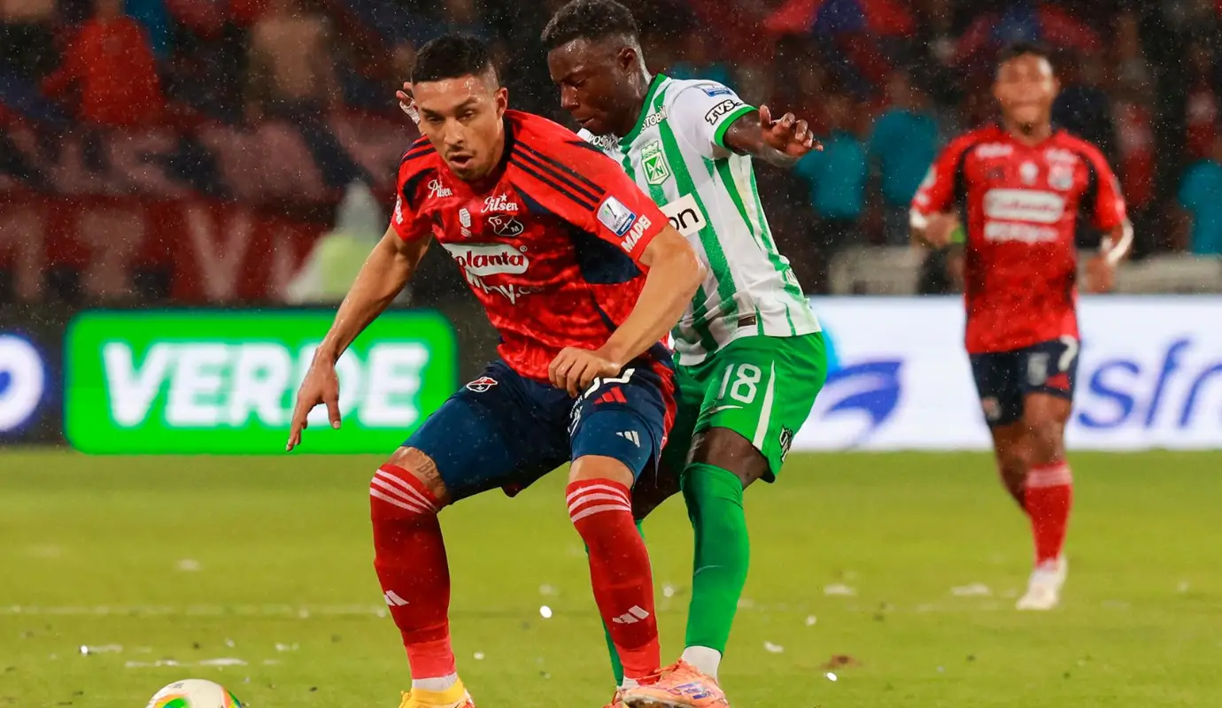 El Medellín, obligado por la necesidad, intentó reaccionar en el inicio del segundo tiempo pero se encontró con un equipo verde ordenado que en el al minuto 54 por intermedio de Alfredo Morelos, aprovechó un descuido defensivo para marcar el segundo tanto. Foto: Manuel Saldarriaga Quintero