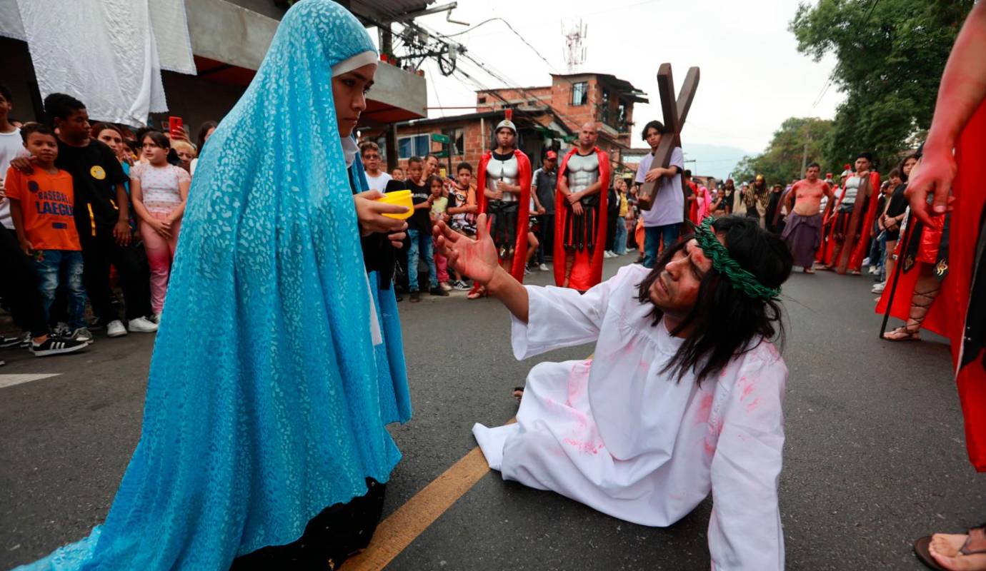 La Arquidiócesis de Medellín no tiene una regulación con este tipo de representaciones en vivo, pero le pide a los párrocos tener cuidado con las representaciones, para evitar que la Semana Mayor se quede en un hecho teatral. Foto: Manuel Saldarriaga