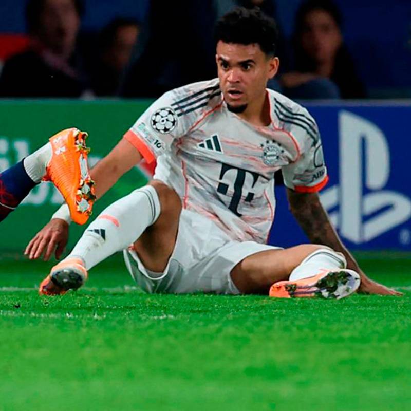 Hakimi sufre grave lesión tras dura entrada de Luis Díaz en partido de la Champions League. Foto: GETTY. 