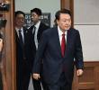 Tribunal en Seúl ordenó el arresto del expresidente surcoreano Yoon Suk-yeol
