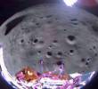 Esta fue la primera imagen de la Luna que entregó la nave tras el descenso al satélite. Foto: Europa Press