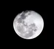 La Luna llena de esturión, que iluminará el cielo el 9 de agosto de 2025, será uno de los principales hitos astronómicos del mes. FOTO Juan Antonio Sánchez