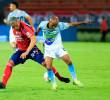 El defensor del Medellín Daniel Londoño y una tarea pendiente en la Copa Betplay. FOTO CAMILO SUÁREZ