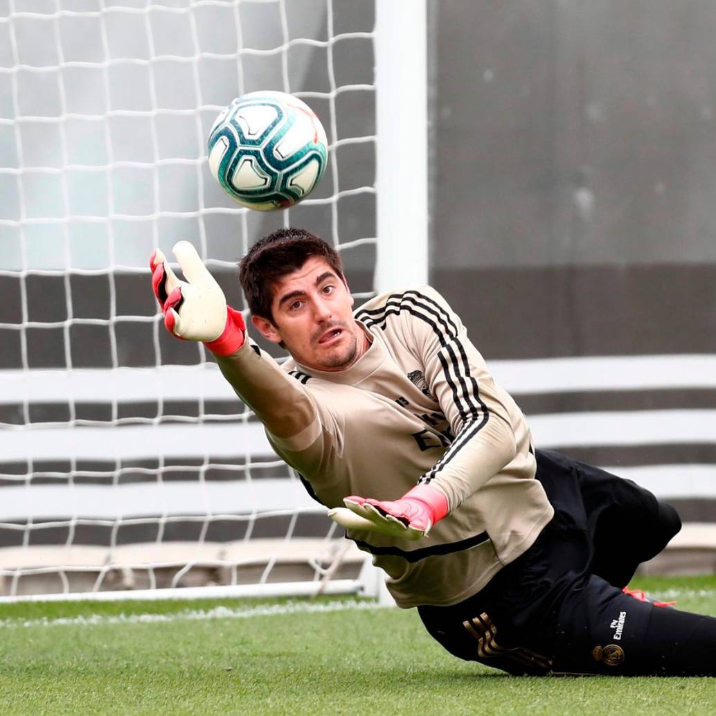 Thibaut Courtois ganó 2 UEFA Champions League con el Real Madrid (2022 y 2024). FOTO: <b>GETTY</b>