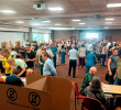 En las pasadas votaciones de primer vuelta, el puesto de votación del centro comercial San Diego fue trasladado al piso 11, dificultado el ingreso y generando largas filas para entrar. Foto: Cristian Álvarez.