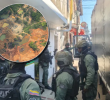 La Policía Nacional realizó operativos en diferentes compraventas de El Bagre, Antioquia. Adelante, la devastación ambiental de la minería ilegal a cielo abierto en El Bagre. Atrás, la Policía en el operativo. Fotos: cortesía y EL COLOMBIANO.
