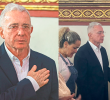 El expresidente Álvaro Uribe acudió a la iglesia de San José, en el centro de Medellín, justo horas antes de que inicie la audiencia final de su juicio. En la segunda foto, Uribe junto a Blanca Inés Osorio. <span class=mln_uppercase_mln>FOTO</span> <b><span class=mln_uppercase_mln>Manuel saldarriaga</span></b>
