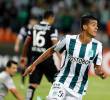El exfutbolista antioqueño Yulián Mejía celebraba en la foto el gol que le metió a Libertad de Paraguay en la Copa Libertadores del 2015. Foto: Jaime Pérez