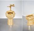 El inodoro de oro de Maurizio Cattelan se vende por USD 12 millones. FOTO: Sothebys