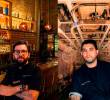 Maycoll Tobón, de Carmen (izquierda) y Juan David Zapata, de Mamba Negra (derecha), y los dos bares de Medellín que entraron este año al top 50 de The World’s 50 Best Bars. FOTOS: tomadas de Instagram de Mamba Negra y Carmen y Cortesías
