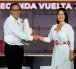 Keiko Fujimori aventaja a Roberto Sánchez en la segunda vuelta presidencial en Perú. FOTO: AFP