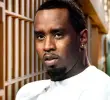 Diddy Combs enfrenta un juicio en Nueva York por asociación ilícita y tráfico sexual, con testimonios que describen presuntas orgías organizadas por el artista. FOTO Getty