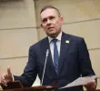 <span class=mln_uppercase_mln>Como</span><b><span class=mln_uppercase_mln> presidente del Senado, </span></b><span class=mln_uppercase_mln>Efraín Cepeda tuvo fuertes choques con el presidente Gustavo Petro. FOTO: SENADO</span>