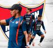 Luis Amaranto Perea se estrena como técnico oficial del DIM. Lo acompañan Frank Fabra, ausente por lesión, y Joaquín Varela. FOTO CORTESÍA DIM
