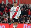 Juan Fernando Quintero finalizó de común acuerdo su tercera etapa en River Plate y quedó como agente libre, a la espera de definir el próximo destino de su carrera deportiva. FOTO AFP