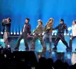 BTS sorprendió a sus seguidores en Bogotá al usar expresiones colombianas durante su primer concierto. FOTO: Getty